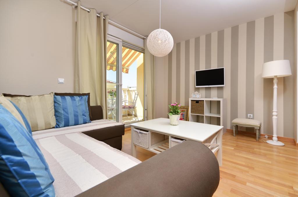 Apartment Blanka Makarska Buitenkant foto